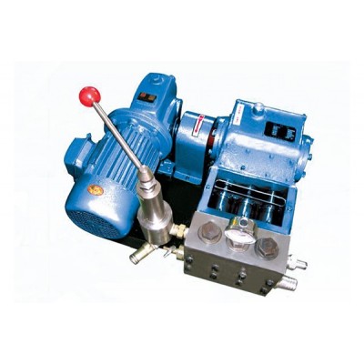 LG3Z系列三柱塞高壓往復泵